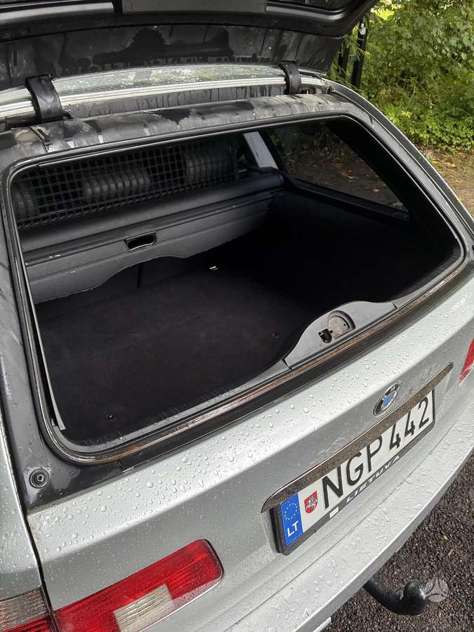 BMW 530, 2.9 l., wagon