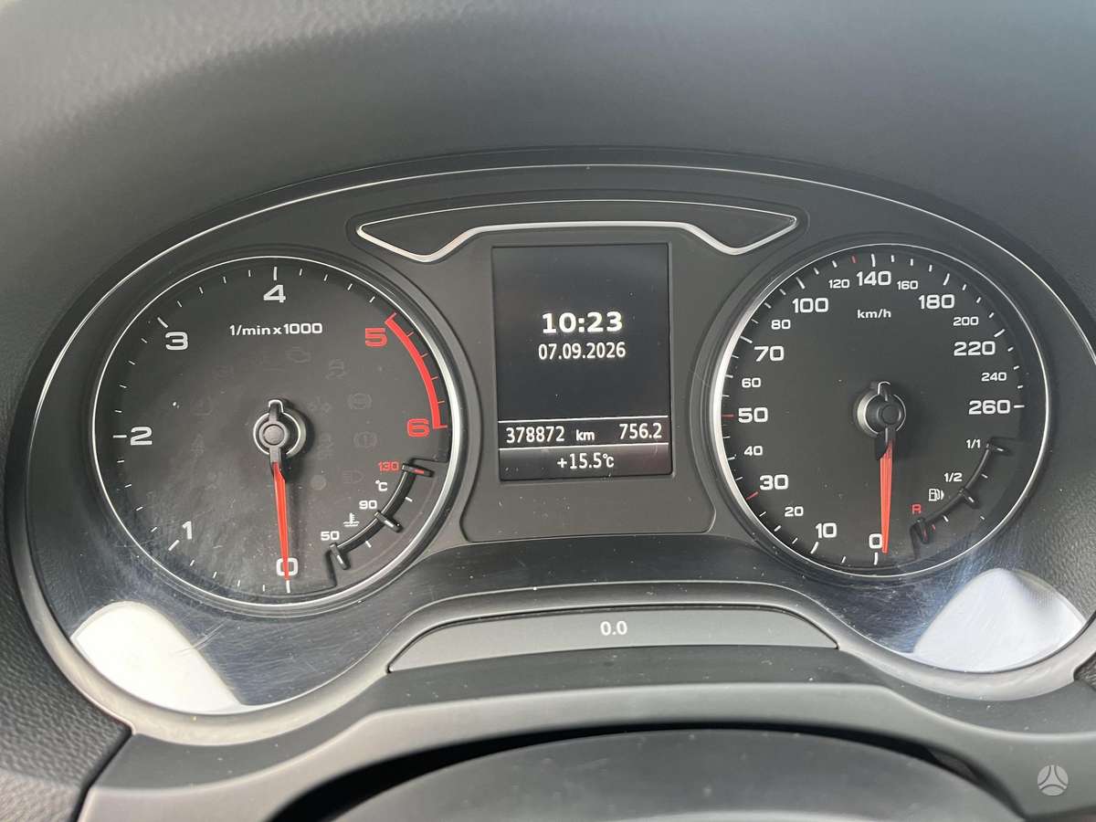 Audi A3, 1.6 l., hatchback