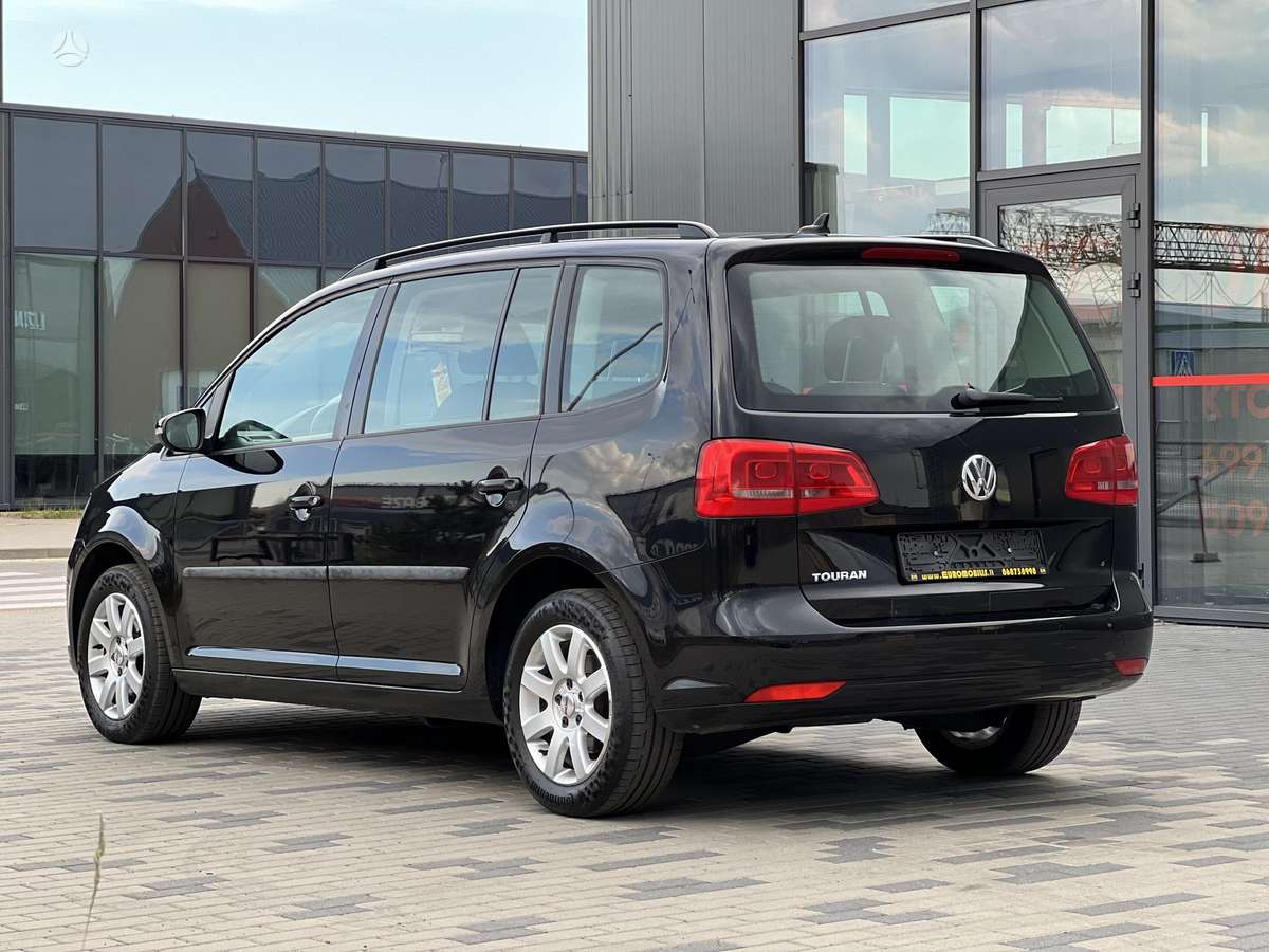 Volkswagen Touran - 6