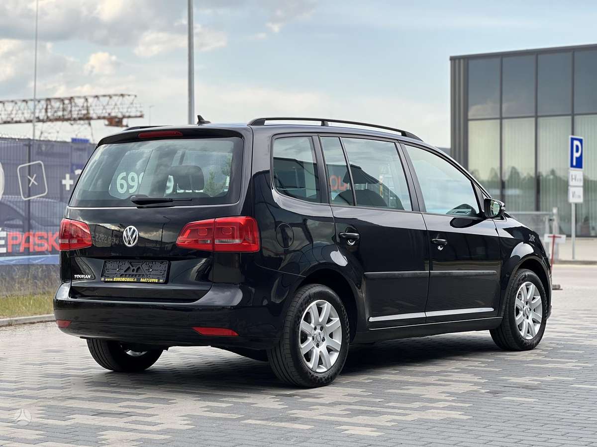 Volkswagen Touran - 7