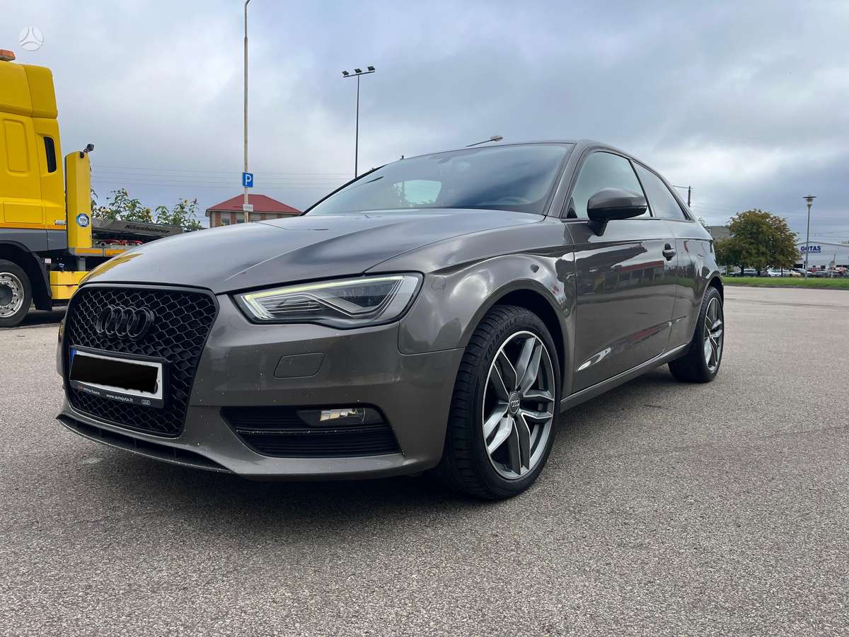Audi A3, 1.6 l., Хэтчбек