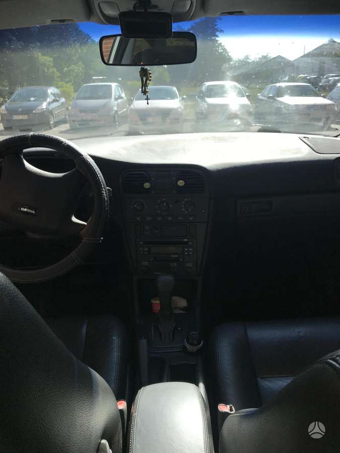Volvo S40 - 1