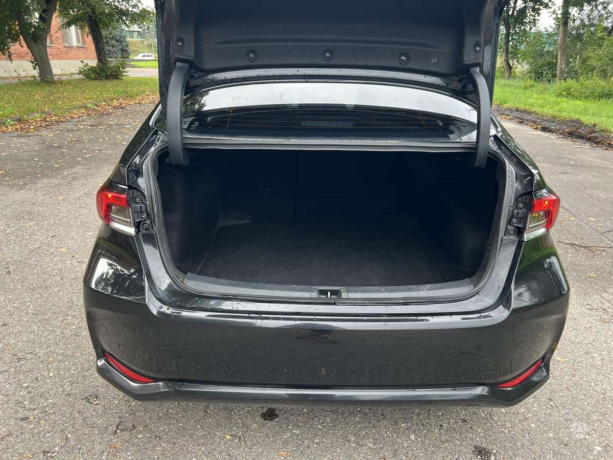 Toyota Corolla - 6