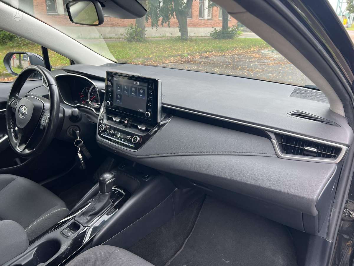 Toyota Corolla - 8