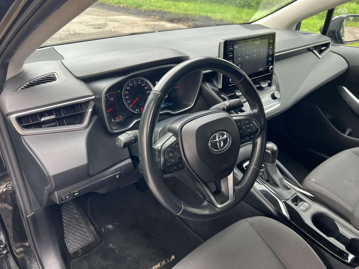 Toyota Corolla - 11