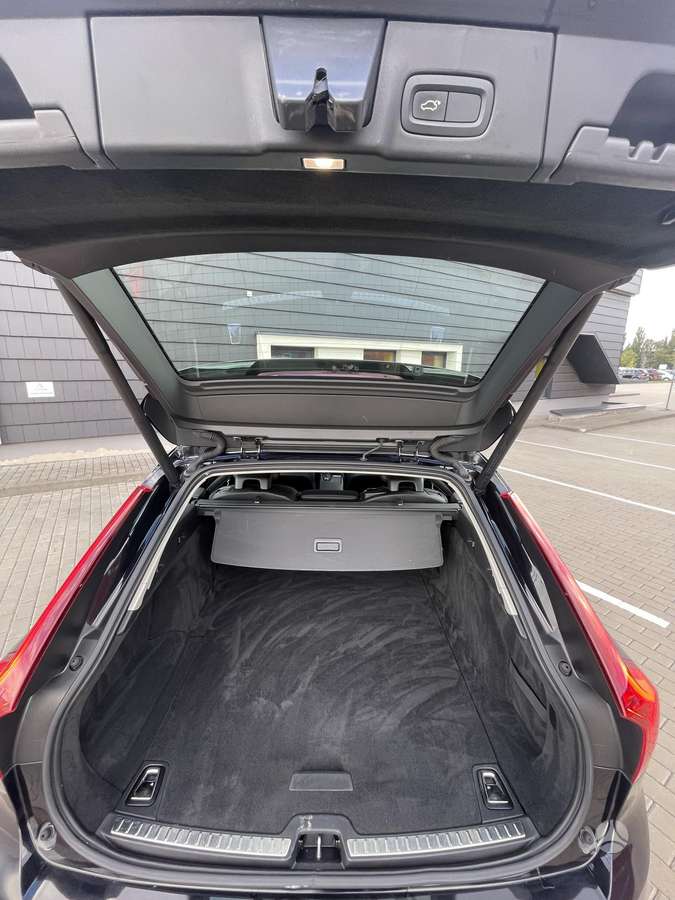 Volvo V90 - 9