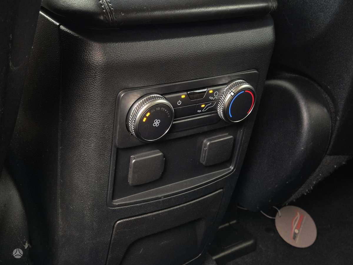 Ford Explorer, 2.3 l., off-road / crossover