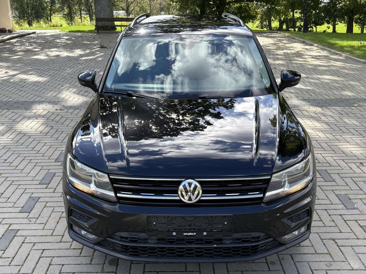 Volkswagen Tiguan - 5