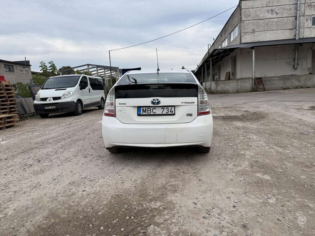 Toyota Prius - 6