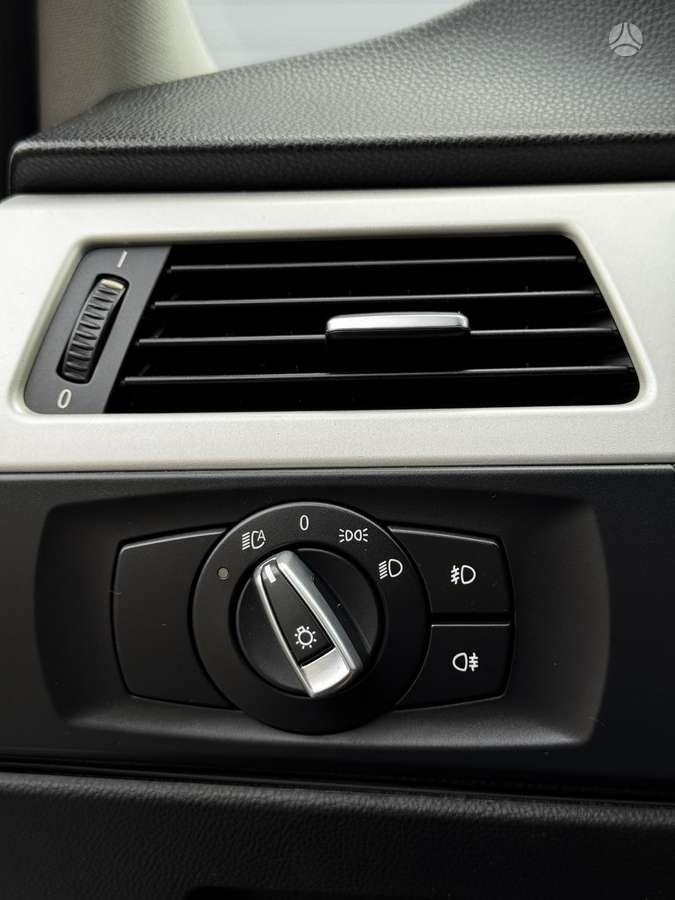 BMW 320, 2.0 l., wagon