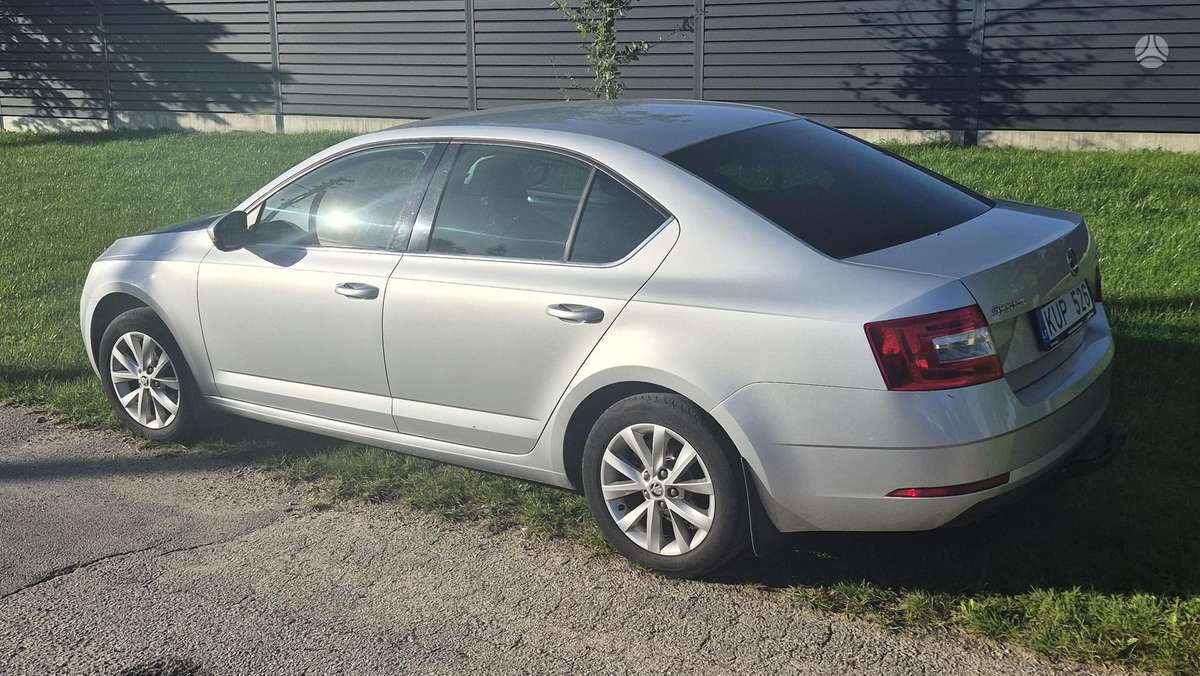 Škoda Octavia - 2