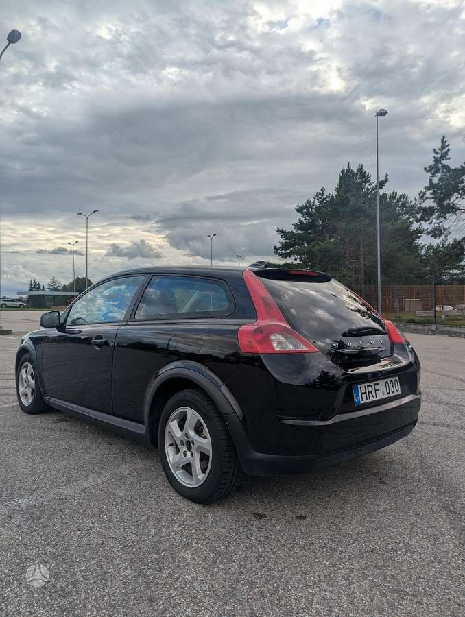 Volvo C30, 2.0 l., hatchback