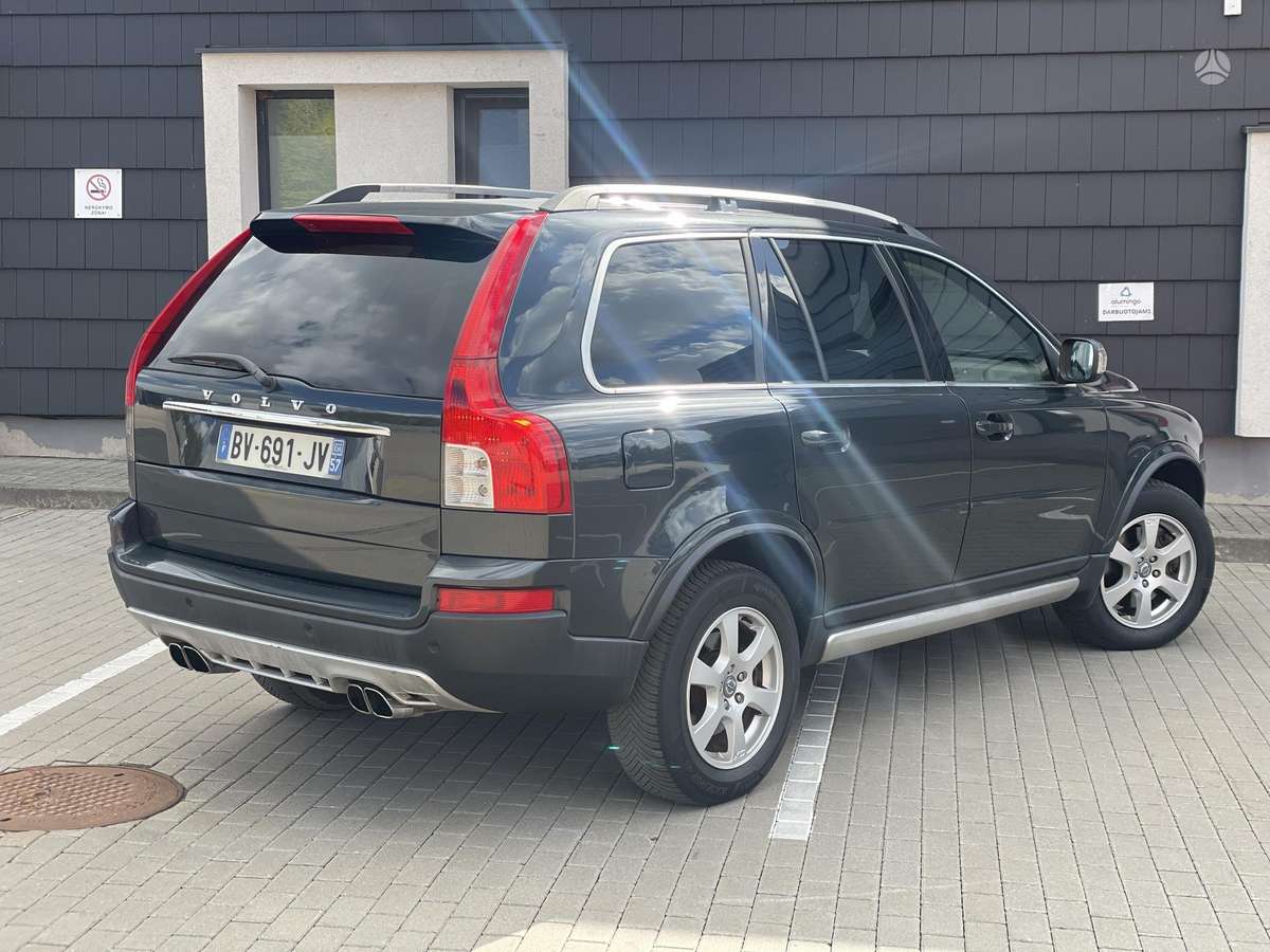 Volvo XC90 - 3