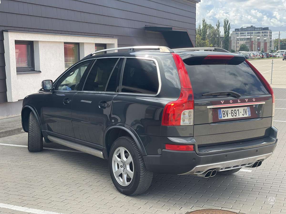 Volvo XC90 - 4