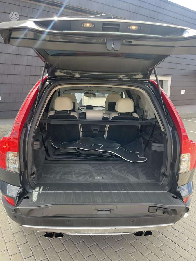 Volvo XC90 - 7