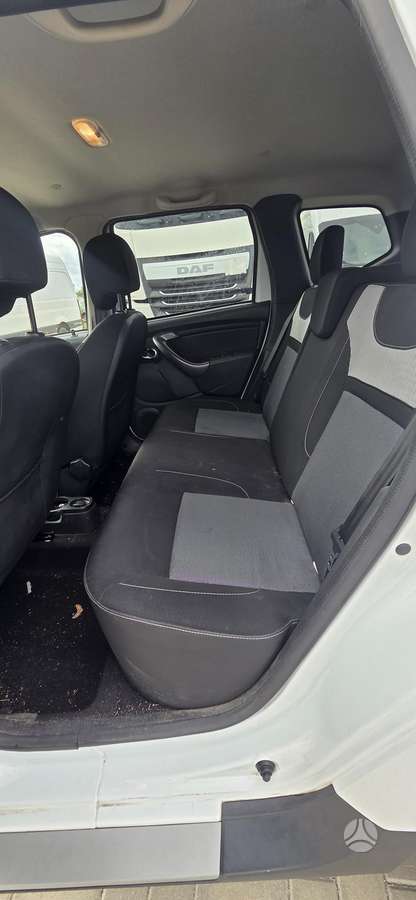 Dacia Duster, 1.2 l., Внедорожник / Кроссовер