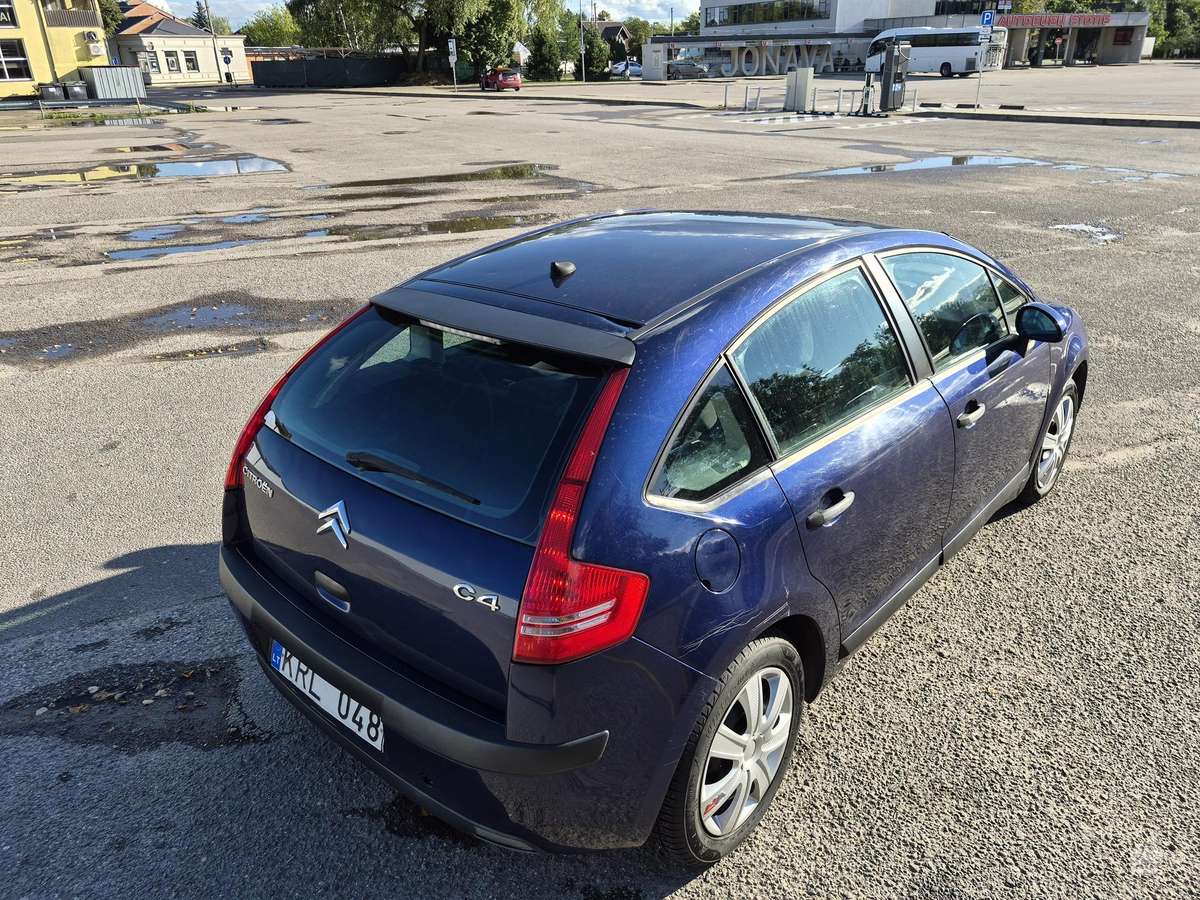 Citroen C4, 1.6 l., Хэтчбек