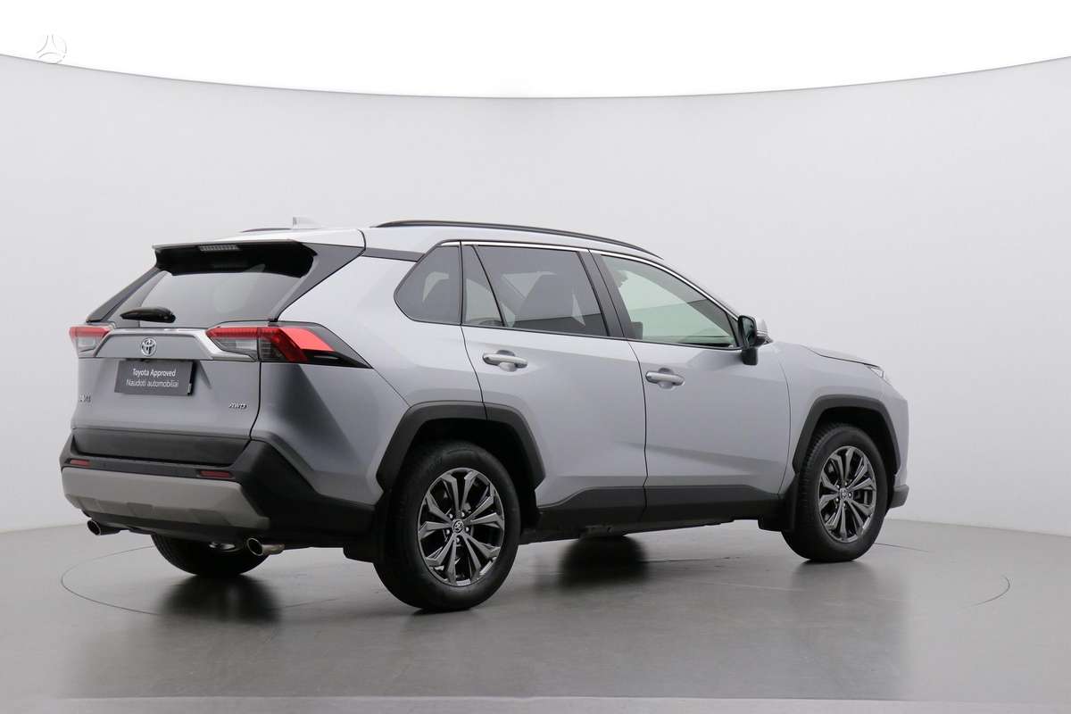 Toyota RAV4 - 3
