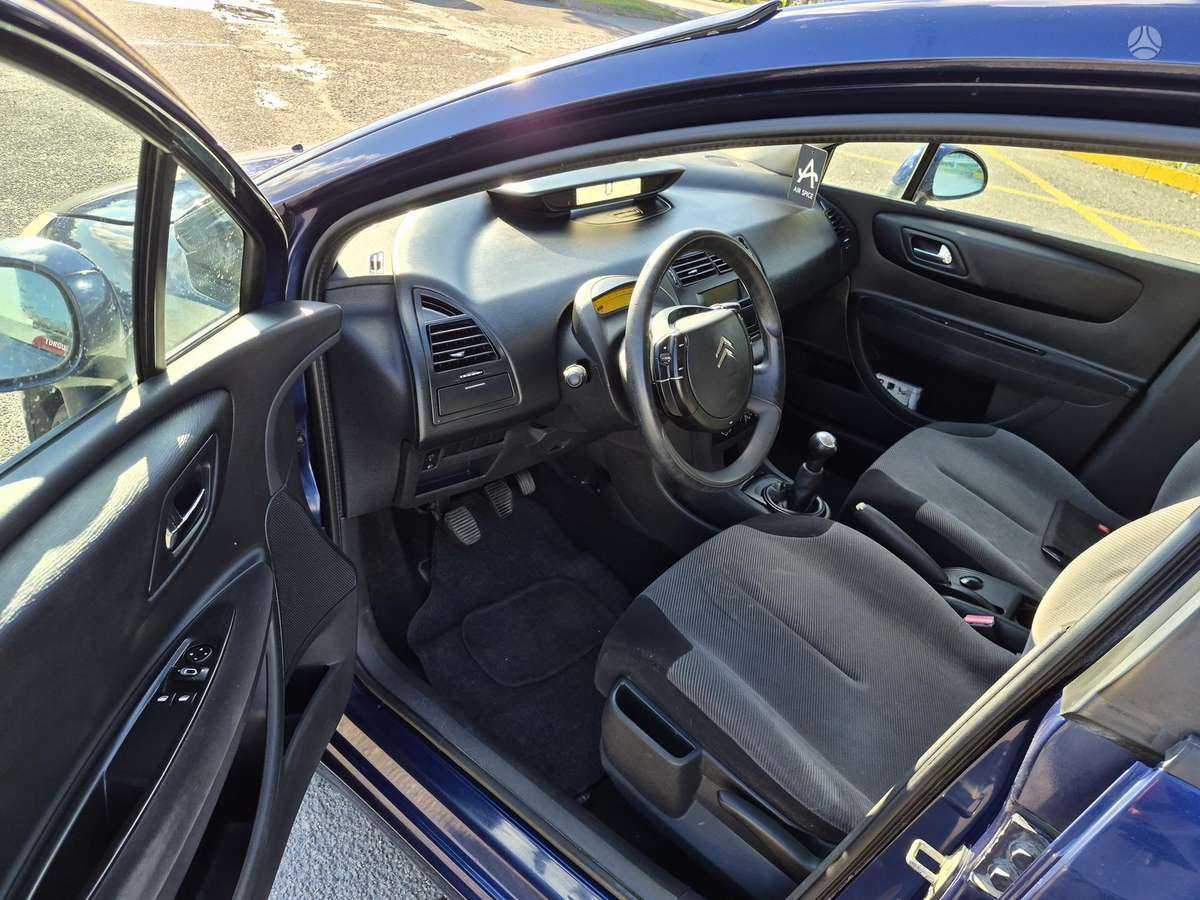 Citroen C4, 1.6 l., Хэтчбек