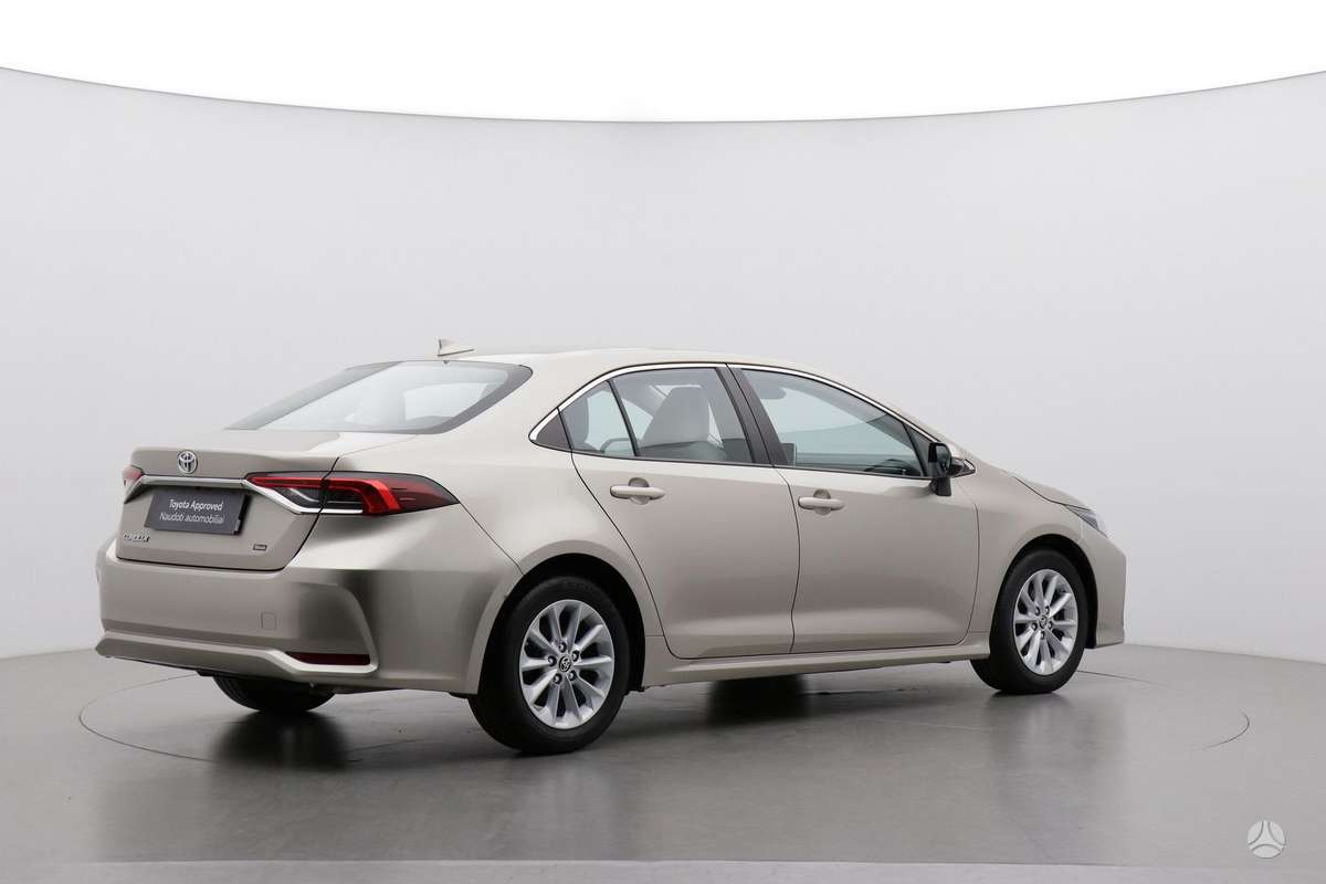Toyota Corolla - 3