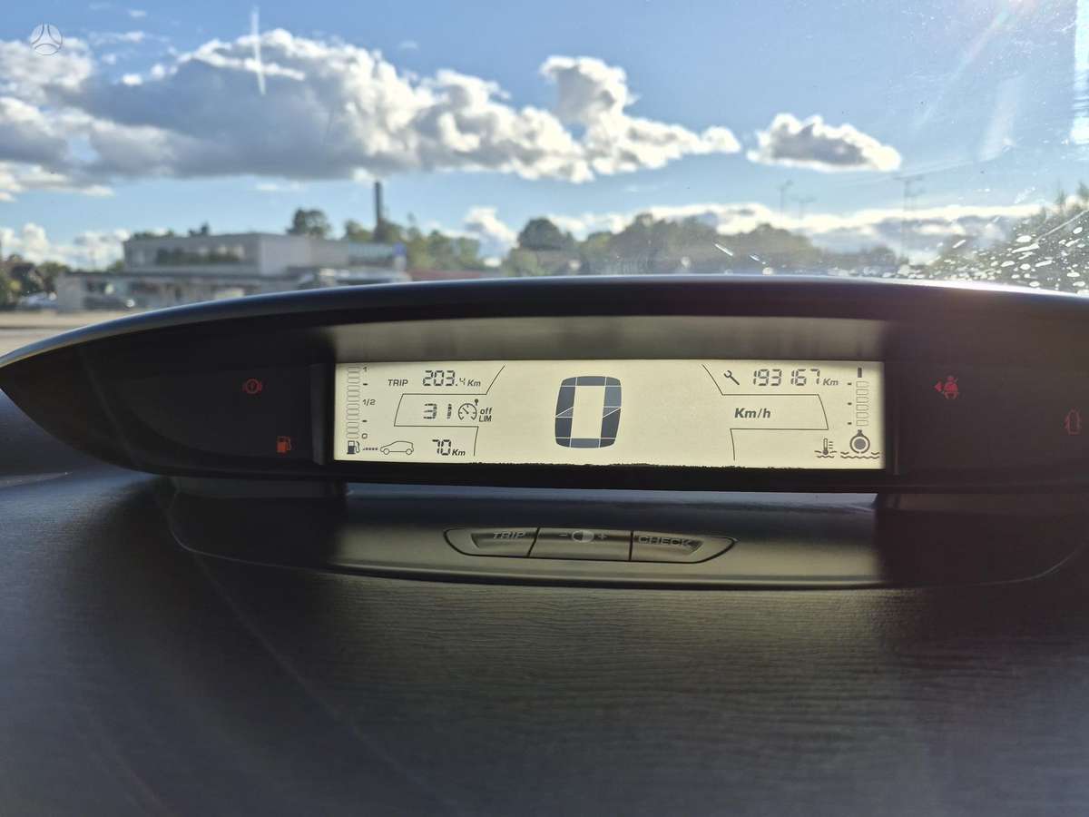 Citroen C4, 1.6 l., Хэтчбек
