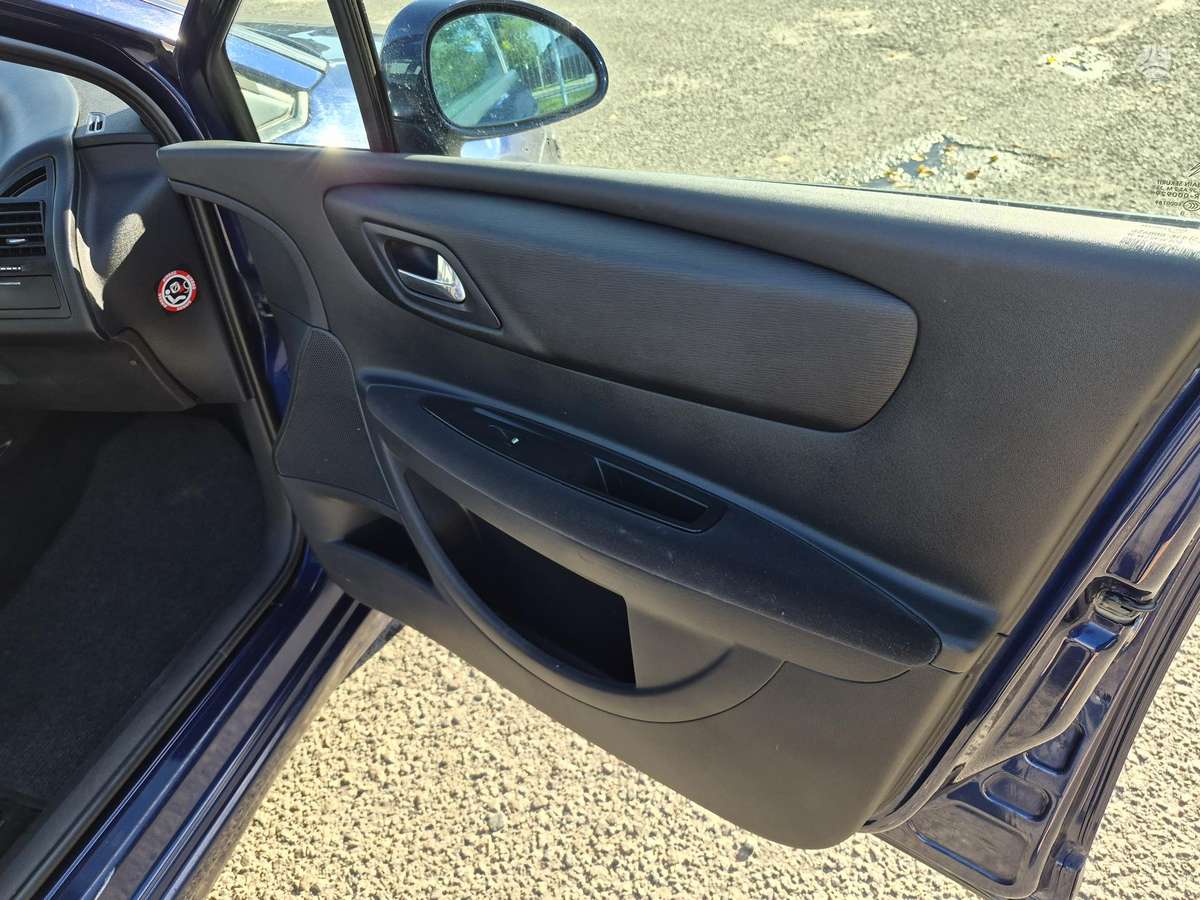 Citroen C4, 1.6 l., Хэтчбек