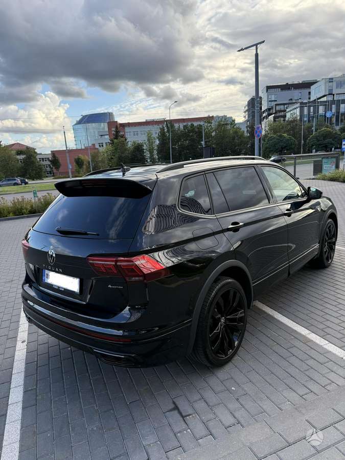 Volkswagen Tiguan Allspace - 2