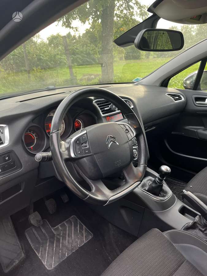 Citroen C4, 1.6 l., Хэтчбек