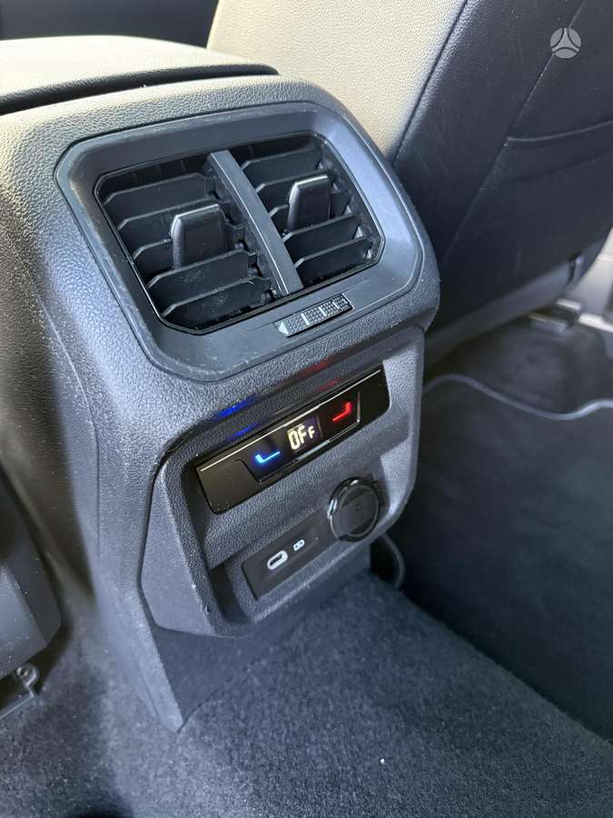 Volkswagen Tiguan Allspace - 11