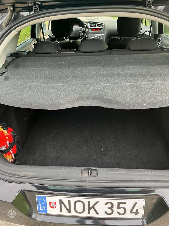Citroen C4, 1.6 l., Хэтчбек