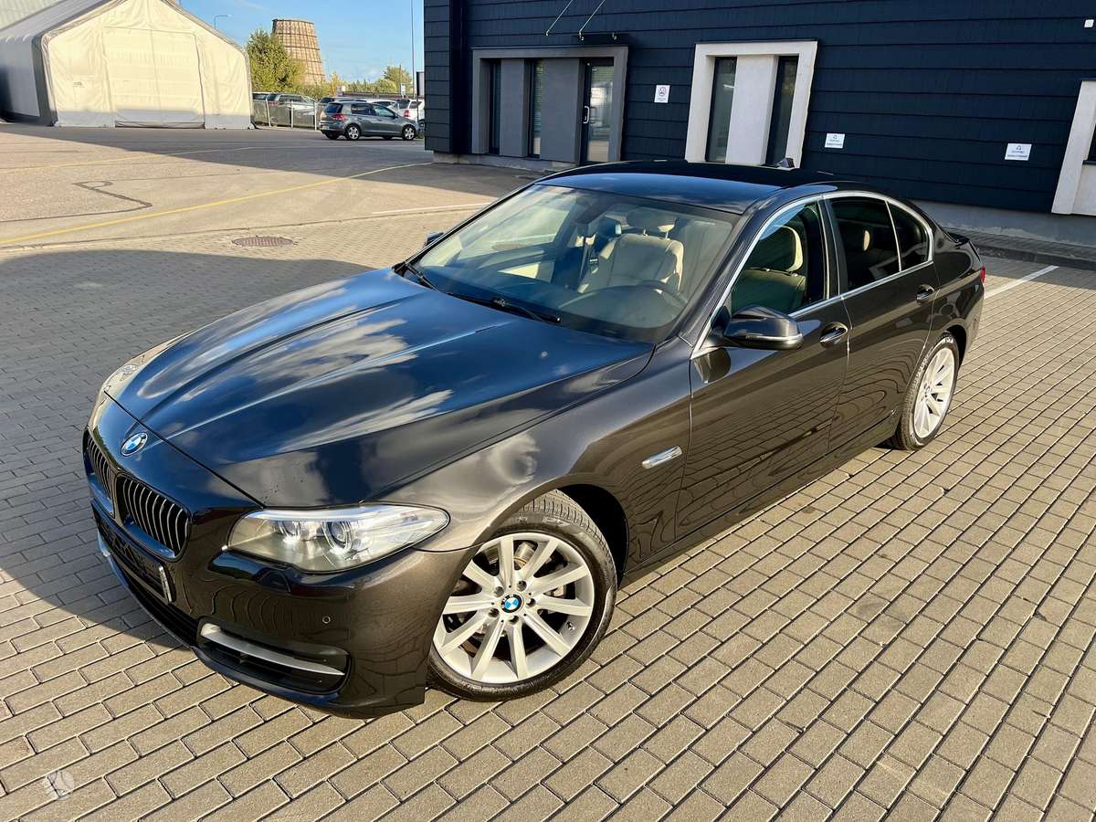 BMW 520, 2.0 l., Седан