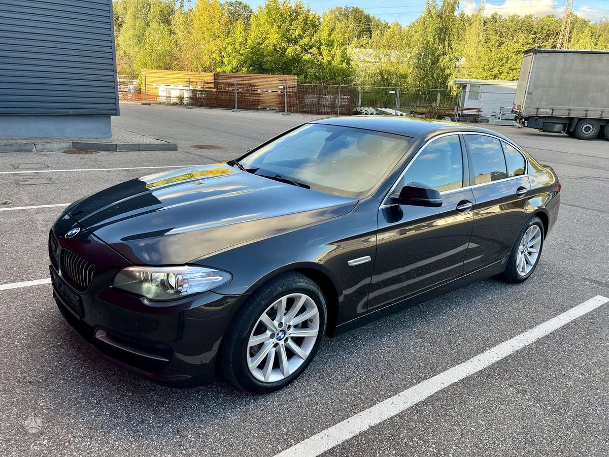 BMW 520, 2.0 l., Седан