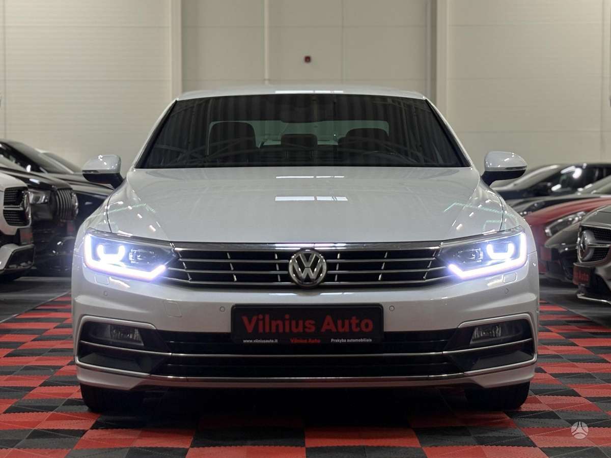 Volkswagen Passat - 2
