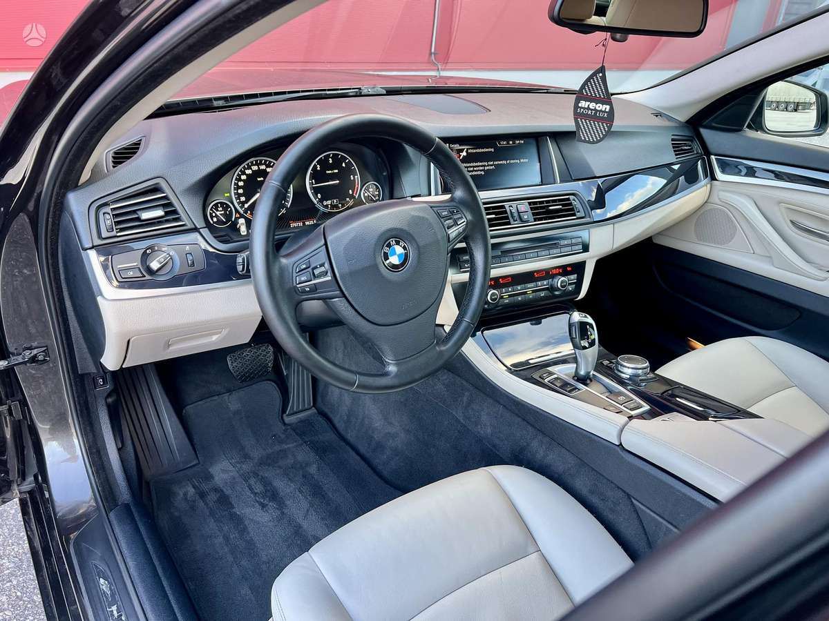 BMW 520, 2.0 l., Седан