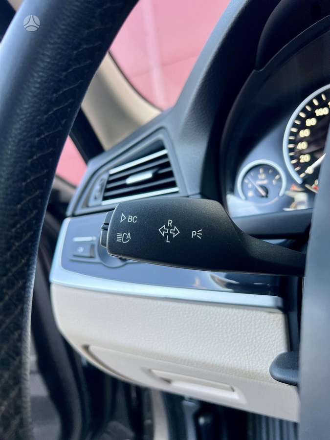 BMW 520, 2.0 l., Седан
