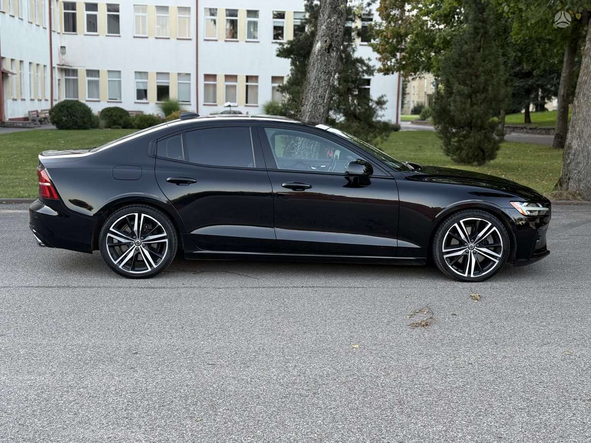 Volvo S60, 2.0 l., Седан