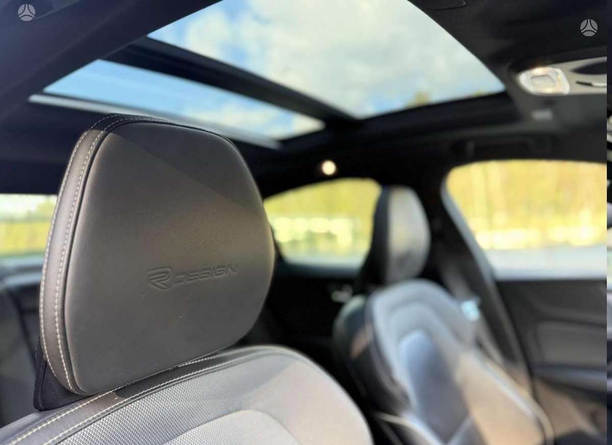 Volvo S60, 2.0 l., Седан