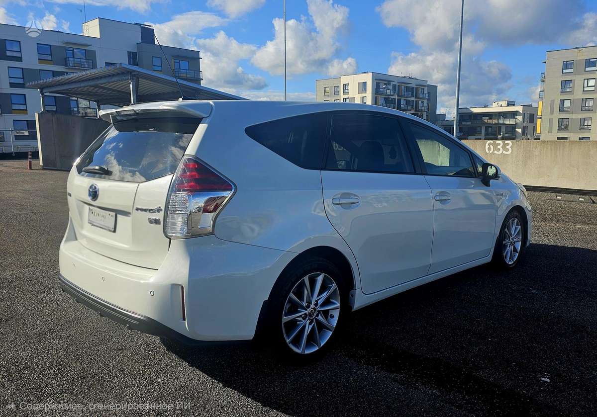Toyota Prius+ - 4
