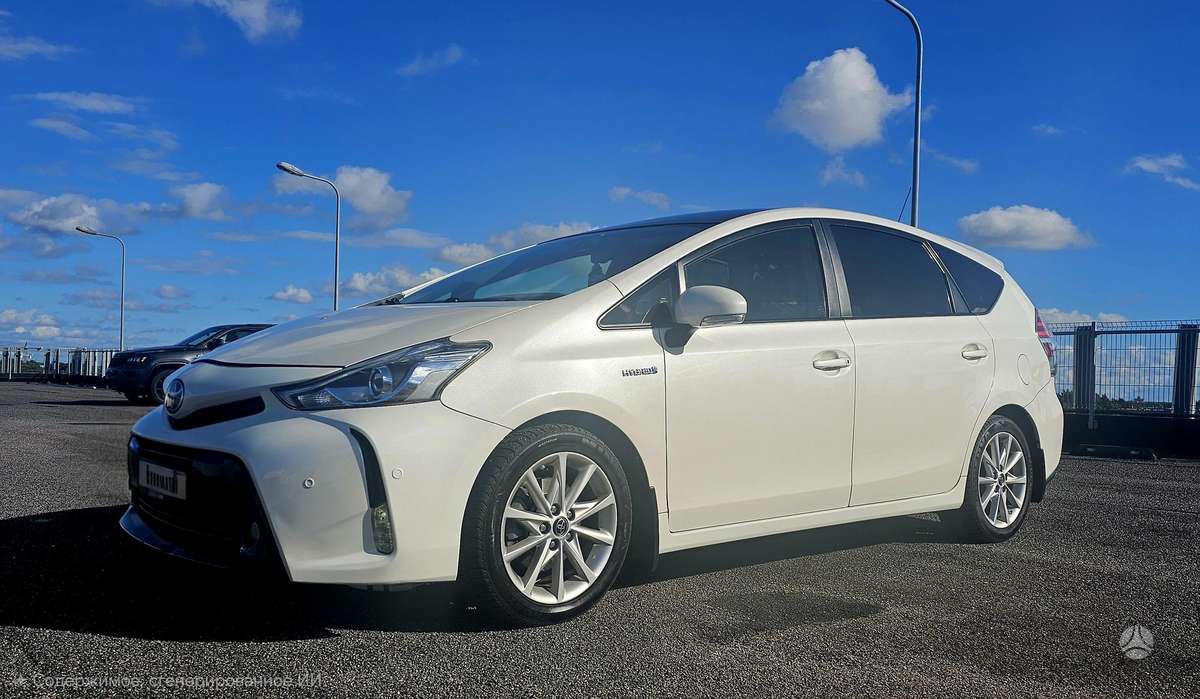 Toyota Prius+ - 11