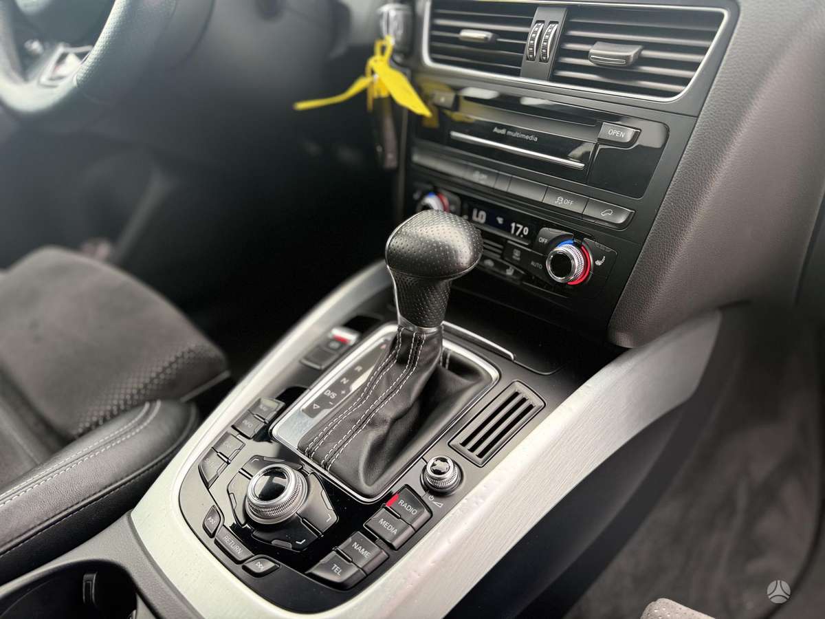 Audi Q5, 2.0 l., Внедорожник / Кроссовер