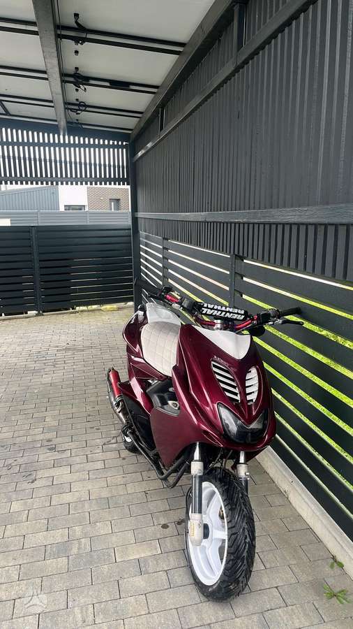 Yamaha Aerox 50cc, мотороллеры / мопеды