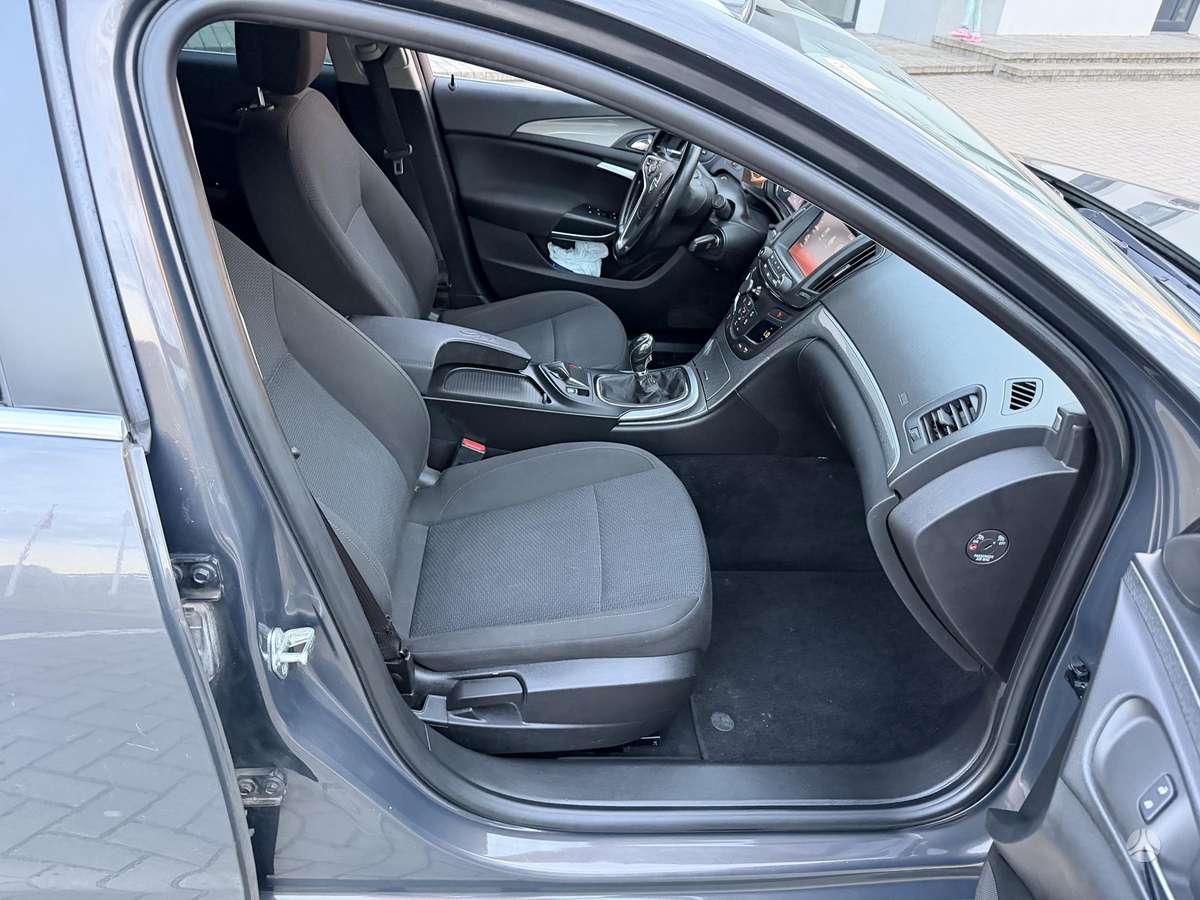 Opel Insignia, 2.0 l., Универсал