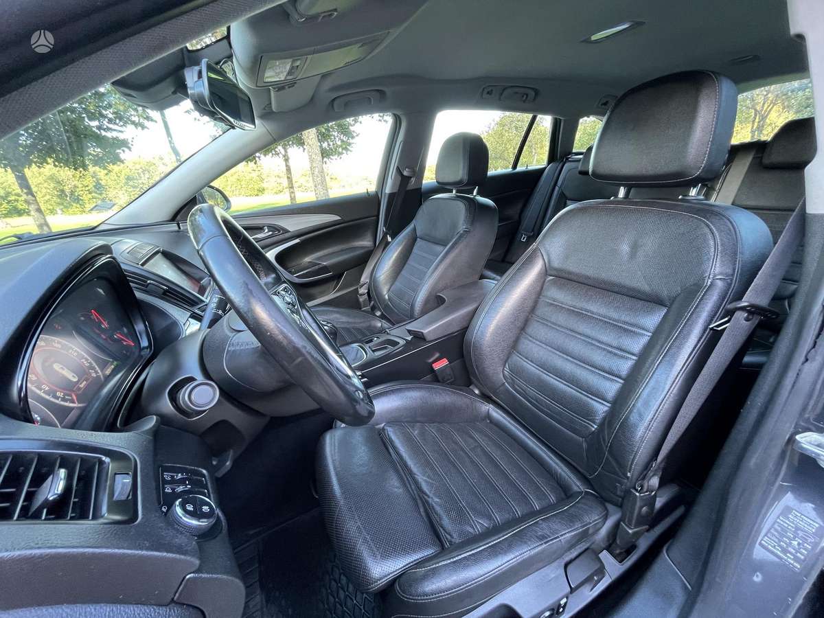 Opel Insignia, 2.0 l., wagon