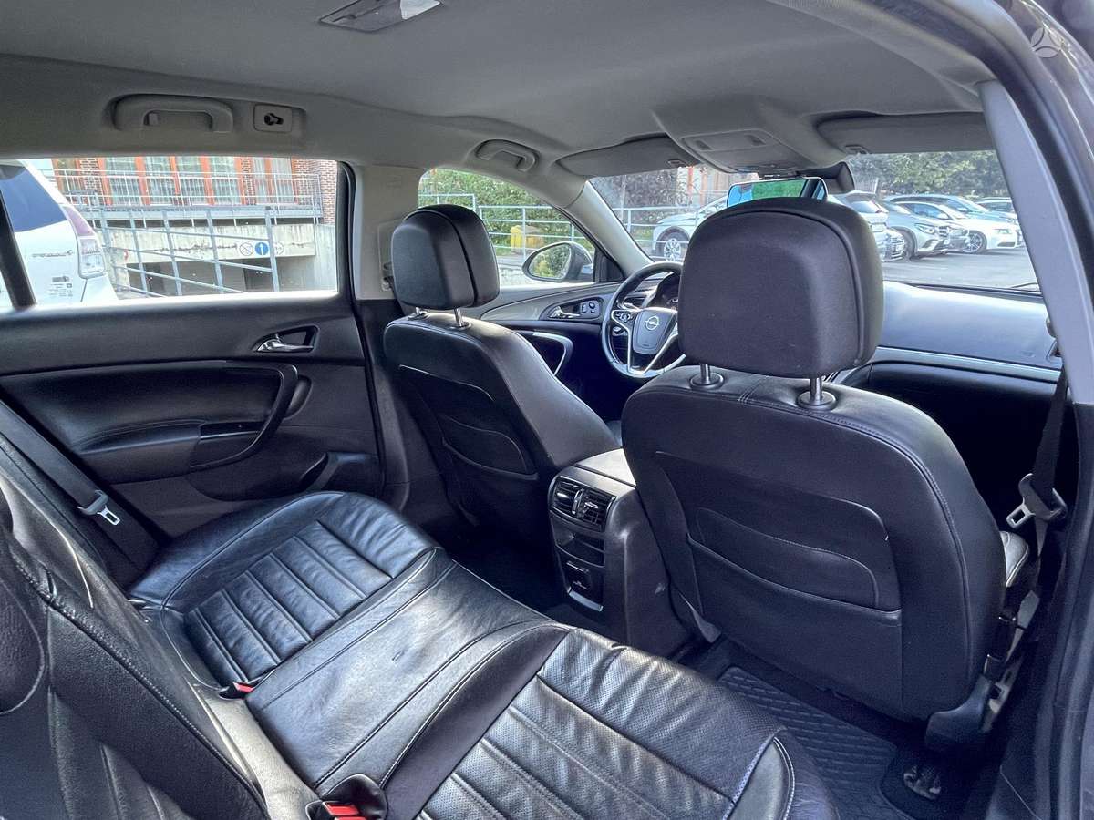 Opel Insignia, 2.0 l., Универсал