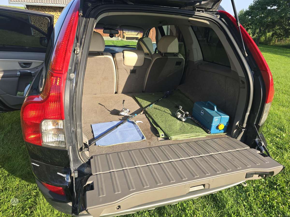 Volvo XC90 - 5