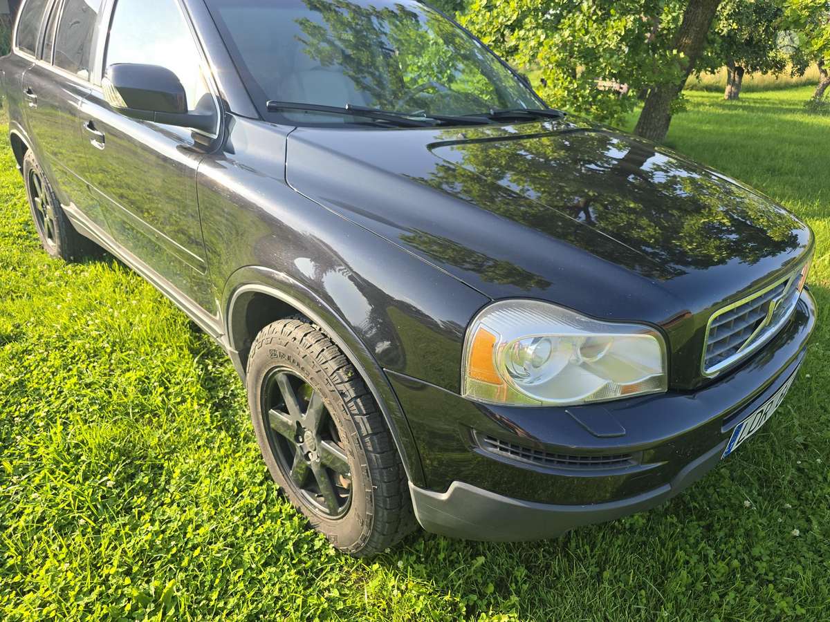 Volvo XC90 - 9