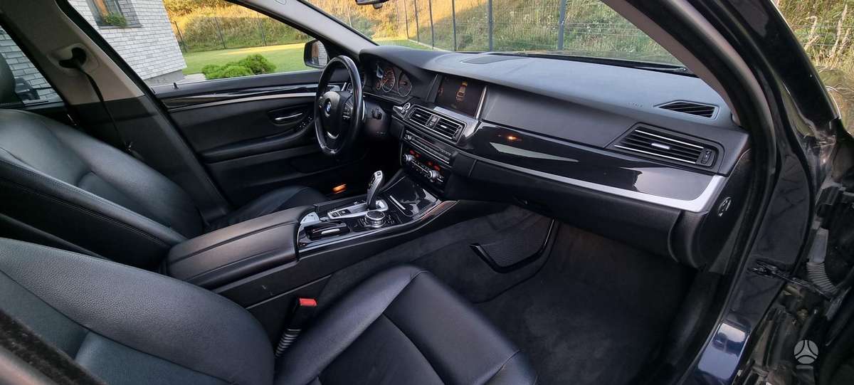 BMW 520, 2.0 l., wagon