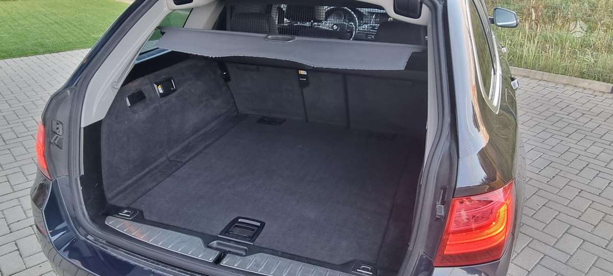 BMW 520, 2.0 l., wagon