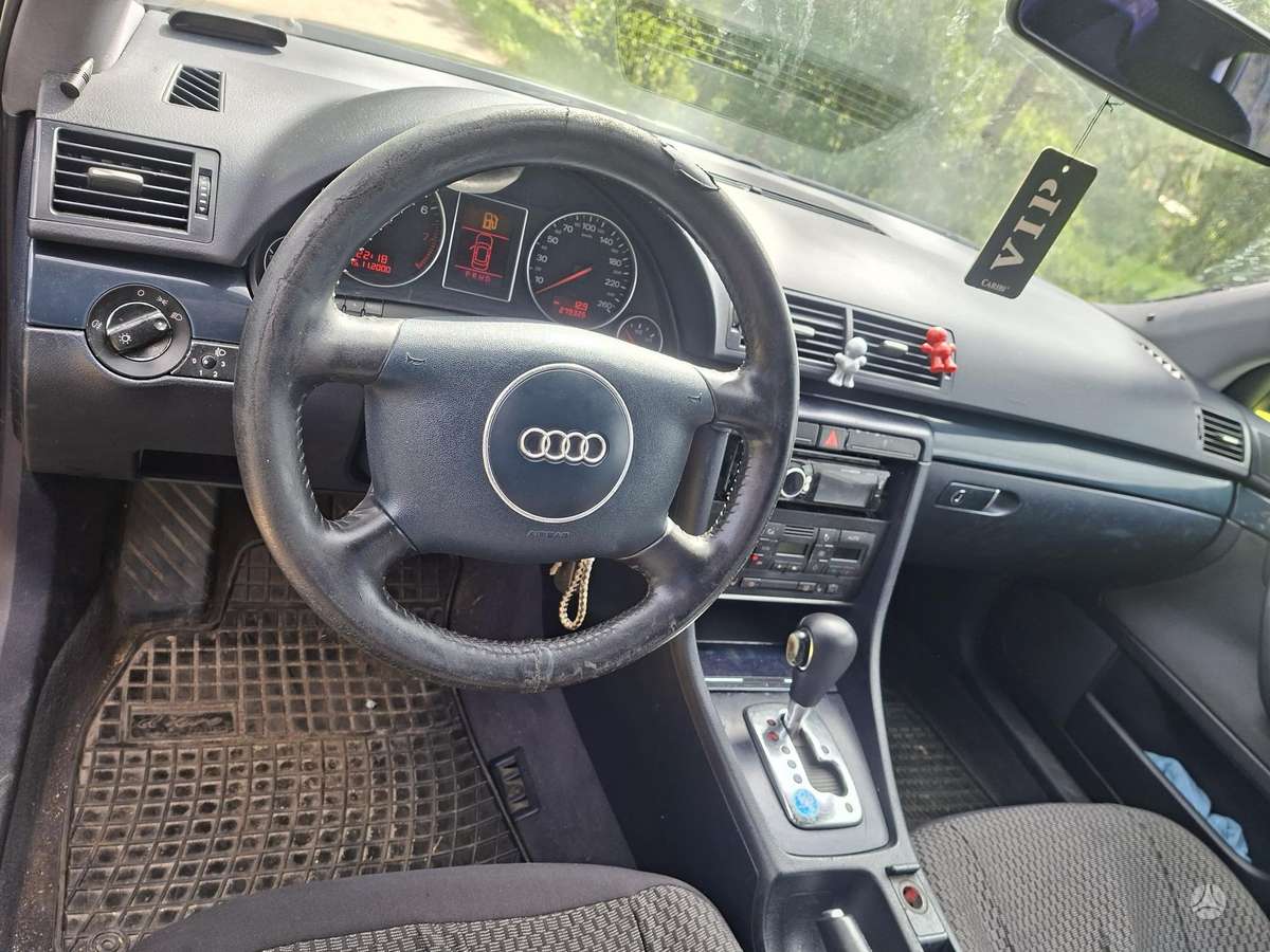 Audi A4, 2.0 l., sedanas