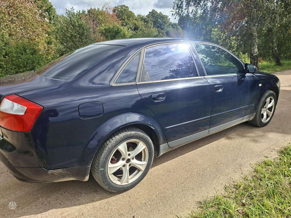 Audi A4, 2.0 l., Седан